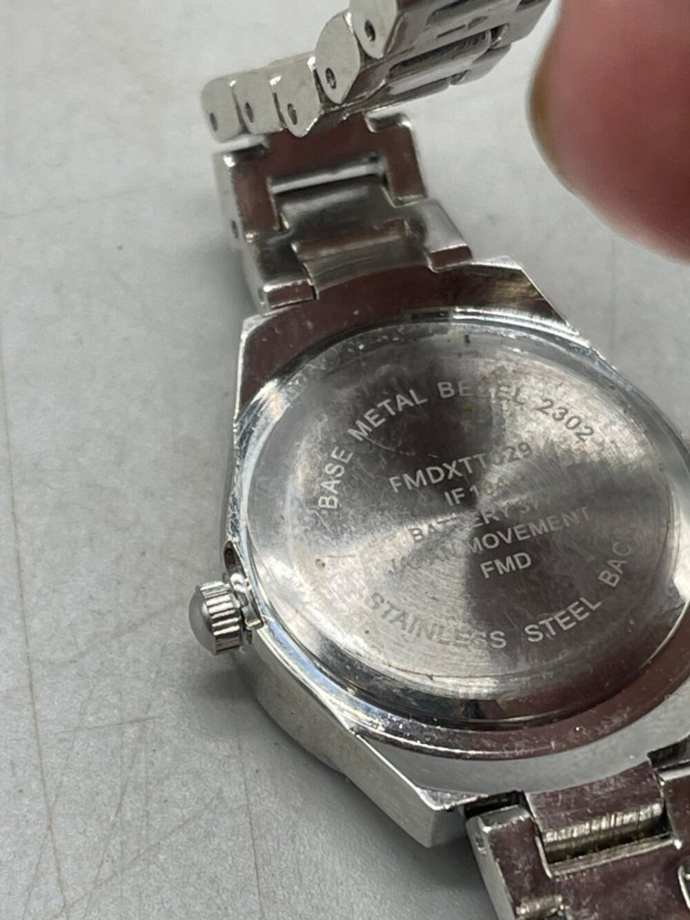 Time and Tru Watch Women’s Wrist Watch Crystal needs battery silver color READ - Picture 2 of 5